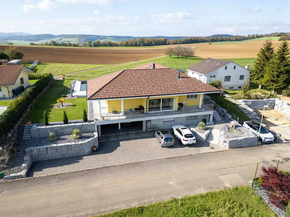 Casa di 6 locali in vendita a Känerkinden - immagine 1/13