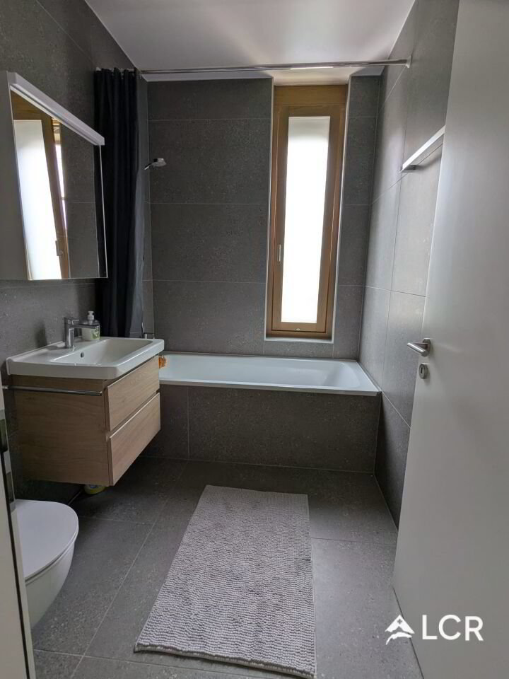 5 Zimmer Wohnung zu vermieten in Lausanne - Bild 1/13