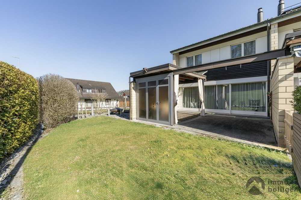 Casa di 6 locali in vendita a Staffelbach - immagine 1/13