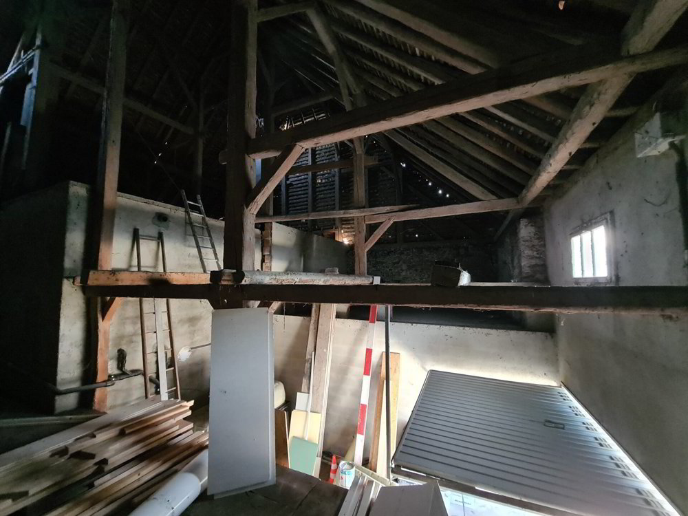 7 rooms House to buy in Yvonand - image 1/11