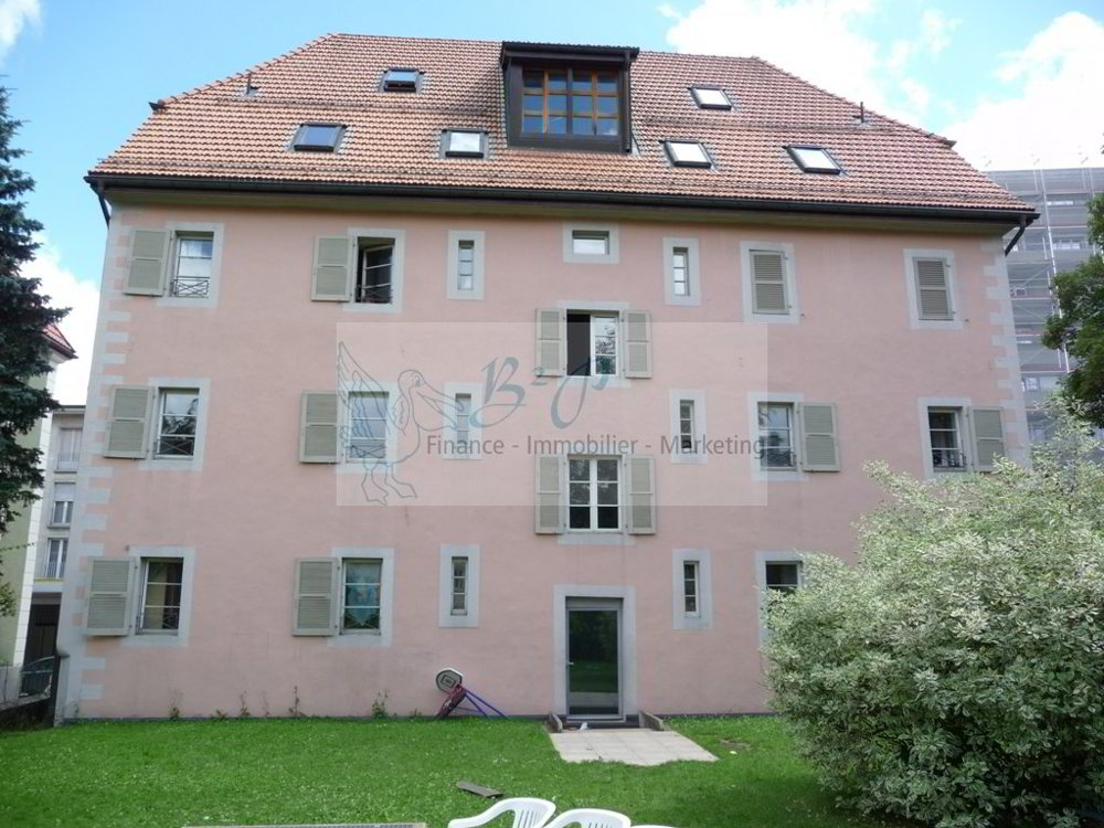 Appartamento di 5 locali in affitto a La Chaux-de-Fonds - immagine 1/13