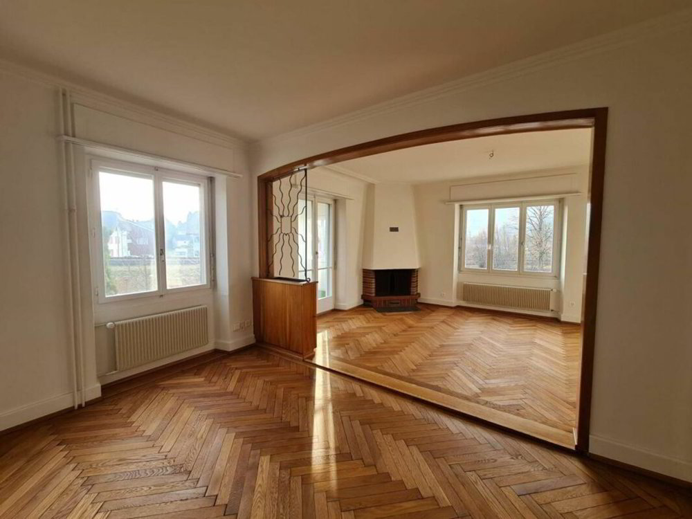 Casa di 19 locali in vendita a Huttwil - immagine 1/13