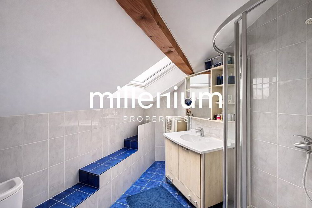 5 Zimmer Haus zum verkaufen in La Croix-de-Rozon - Bild 1/7