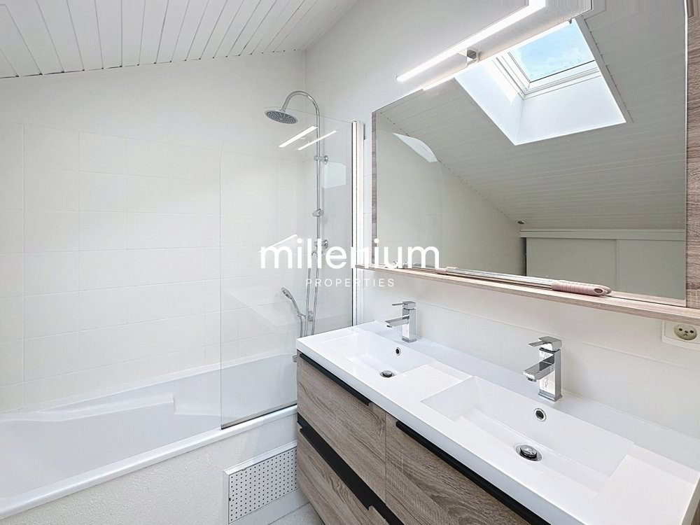 4 Zimmer Haus zum verkaufen in La Croix-de-Rozon - Bild 1/10