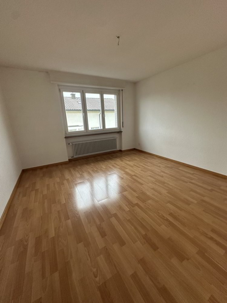 4.5 Zimmer Wohnung zu vermieten in Gurwolf - Bild 1/7
