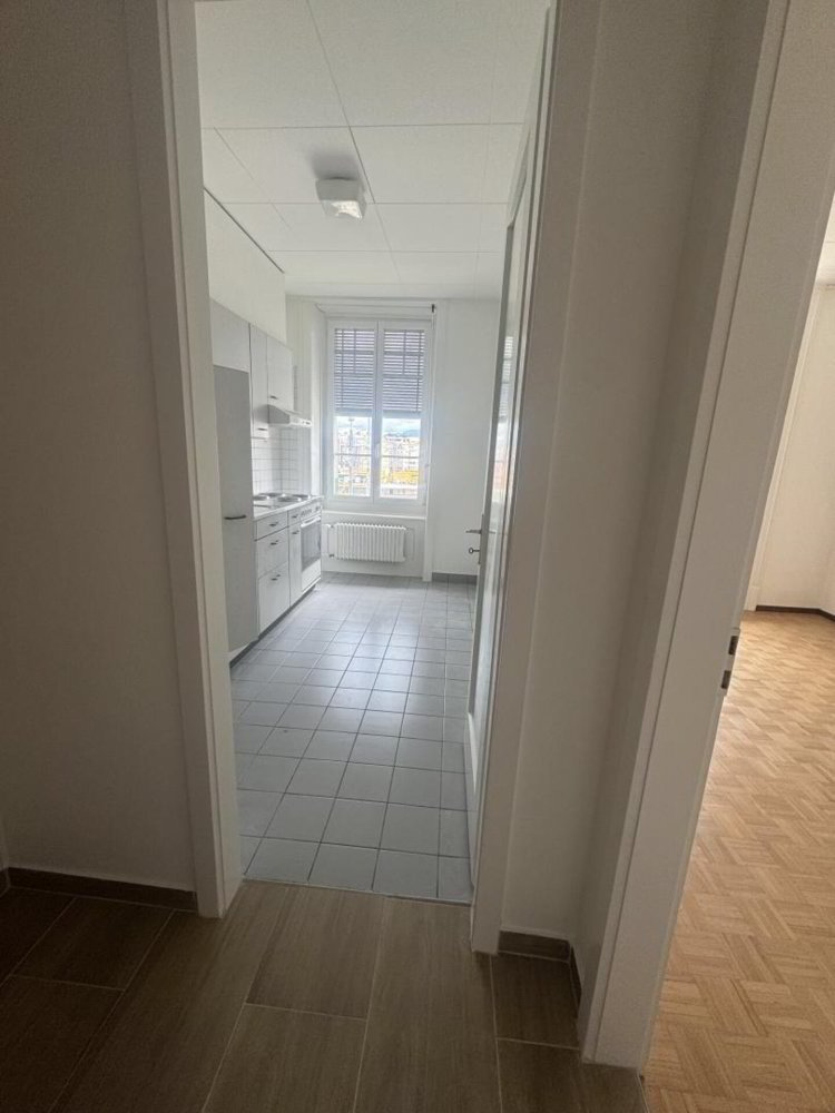 2.5 Zimmer Wohnung zu vermieten in Fribourg - Bild 1/8