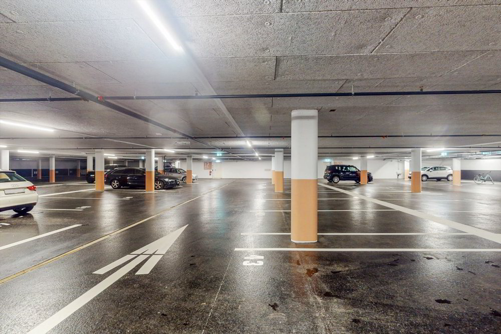 null Zimmer Parkplatz, Garage zu vermieten in Lugano - Bild 1/2