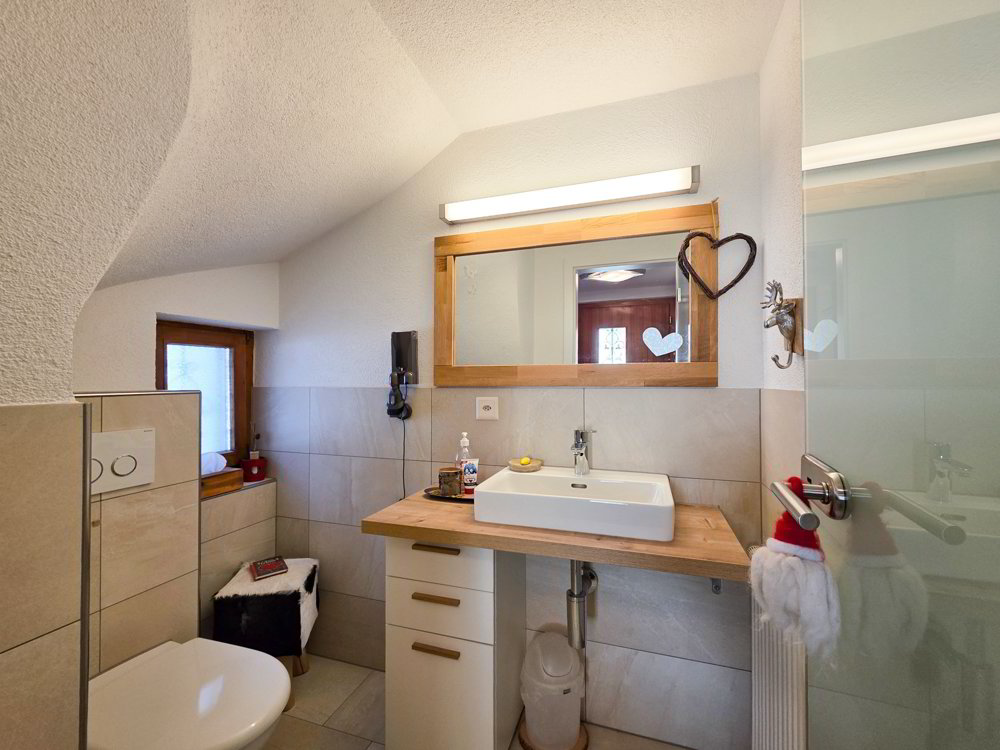 4 Zimmer Haus zum verkaufen in Kandersteg - Bild 1/13