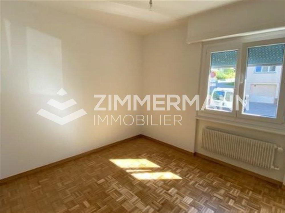 4 Zimmer Wohnung zu vermieten in Renens VD - Bild 1/8