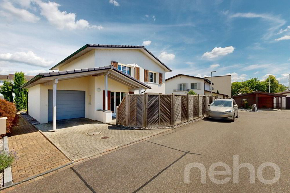 Casa di 5 locali in vendita a Kleindöttingen - immagine 1/12