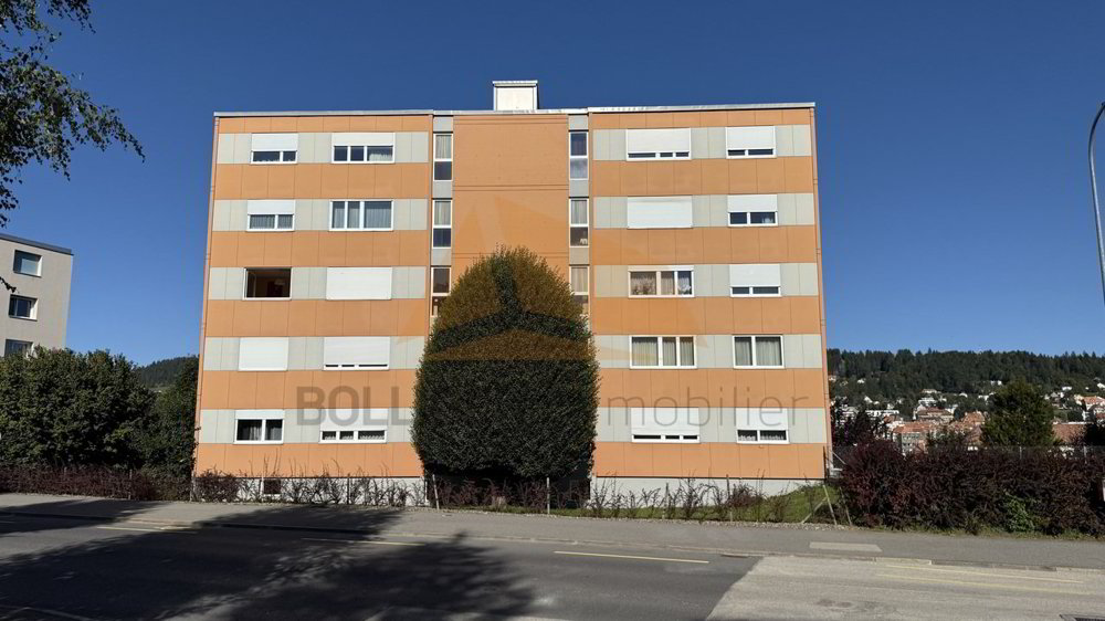 4 Zimmer Wohnung zum verkaufen in La Chaux-de-Fonds - Bild 1/10