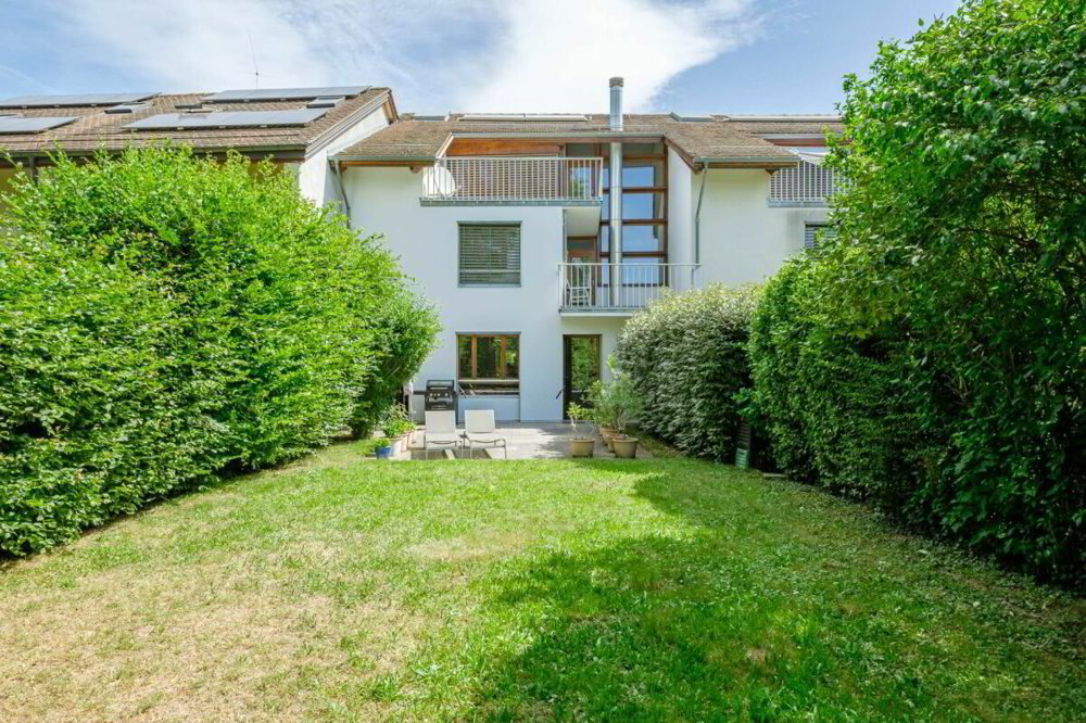 Casa di 7 locali in vendita a Cartigny - immagine 1/1