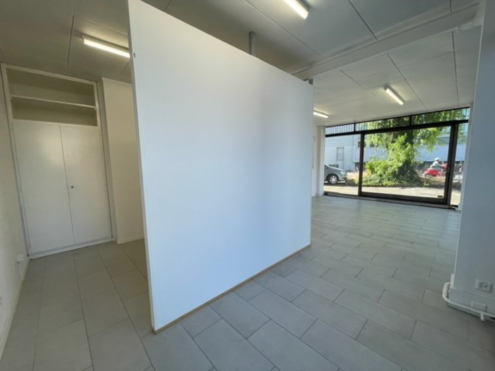 Bureau & Commerce null pièces à louer à Bienne - image 1/11