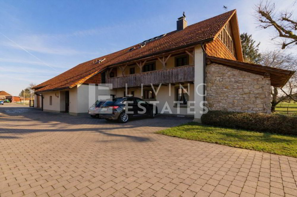 Casa di 16 locali in vendita a Niederbipp - immagine 1/13