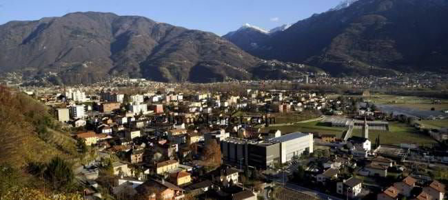 Terreno edificabile R3 con vista aperta a Sementina
