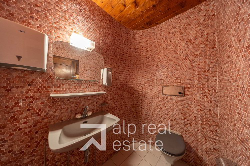 5 Zimmer Büro zum verkaufen in Sitten - Bild 1/9