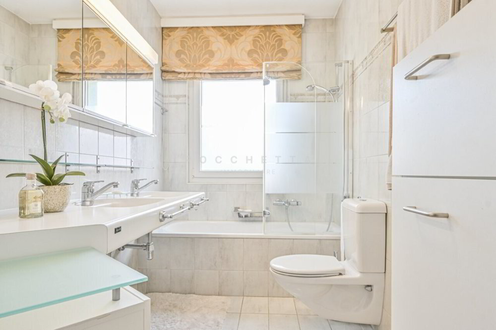 Appartement 3 pièces à acheter à Ascona - image 1/10