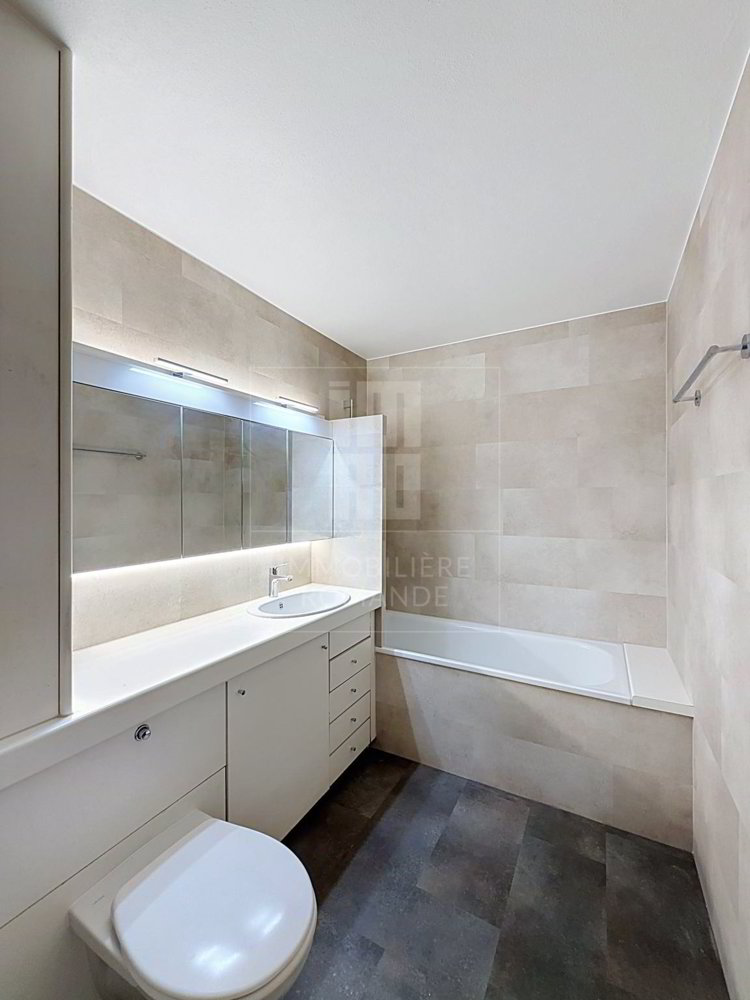 5 rooms Apartment for rent in Cologny - image 1/13