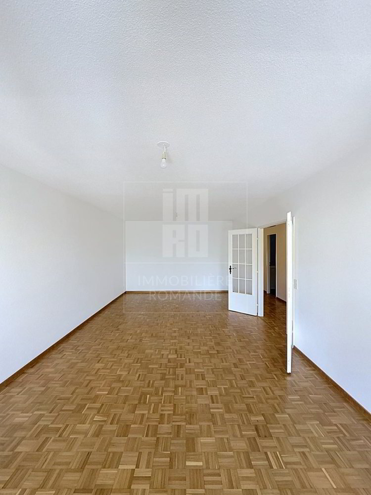 5 Zimmer Wohnung zu vermieten in Cologny - Bild 1/4