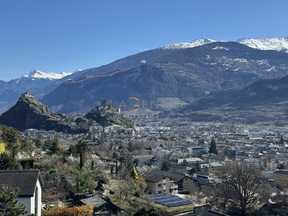 Casa di 5 locali in vendita a Sitten - immagine 1/12