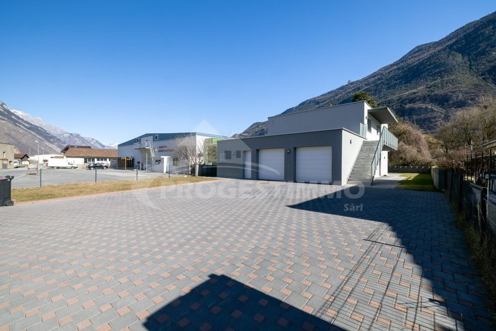 9 Zimmer Haus zum verkaufen in Charrat - Bild 1/12