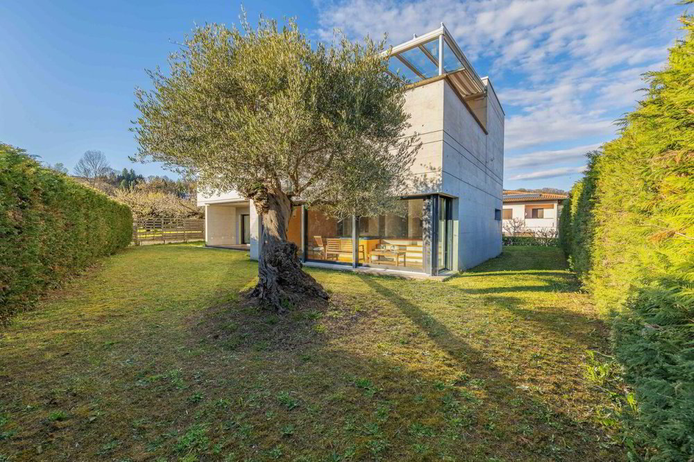 6 rooms House to buy in Stabio - image 1/13