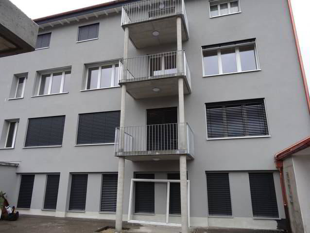 Appartement 2.5 pièces à louer à Tramelan - image 1/9