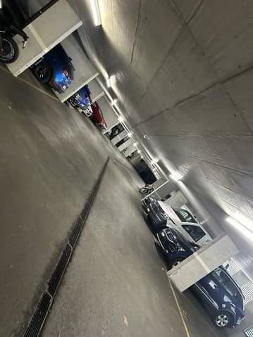 null Zimmer Parkplatz, Garage zu vermieten in Matran - Bild 1/1