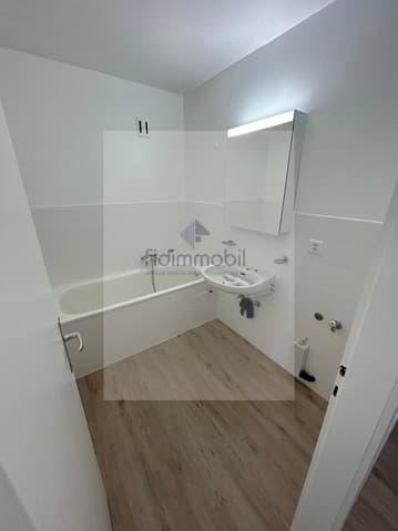 Appartamento di 2 locali in affitto a La Chaux-de-Fonds - immagine 1/7