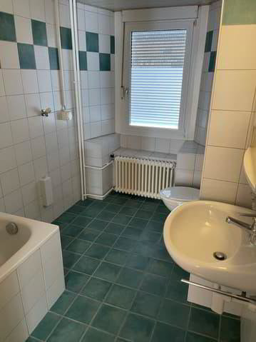 Appartement 3 pièces à louer à La Chaux-de-Fonds - image 1/5