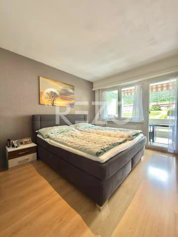 4.5 rooms Apartment to buy in Grône - image 1/13