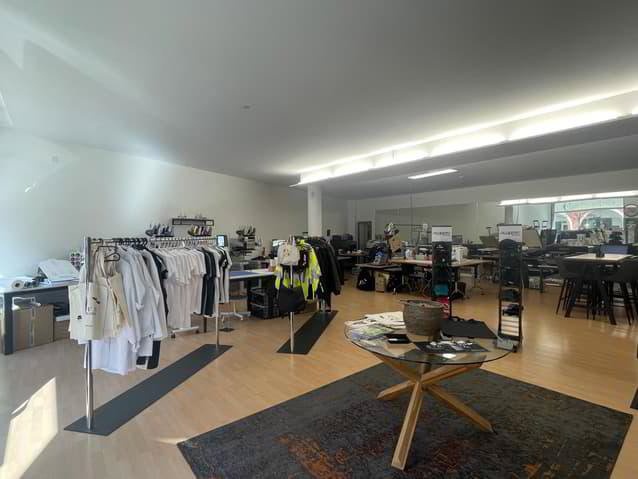 ARCADE COMMERCIALE DE 140 M2 AU COEUR DE NYON - Ansicht 4