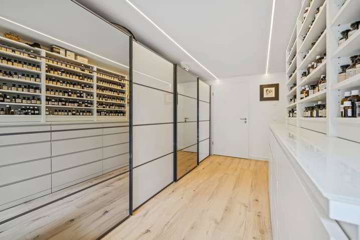4 rooms House to buy in Trélex - image 1/13