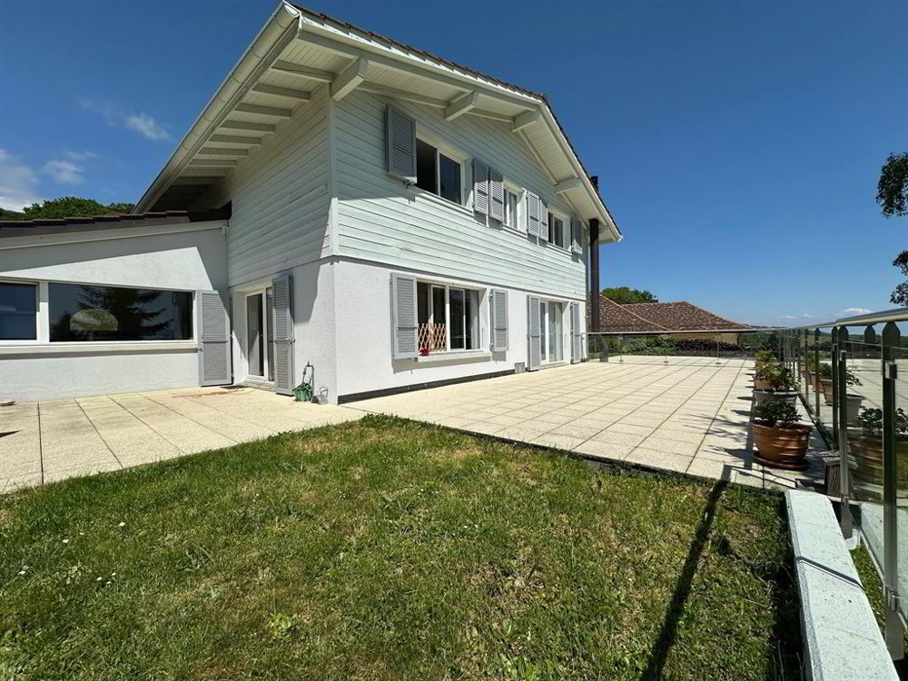 7 Zimmer Haus zum verkaufen in Givrins - Bild 1/13