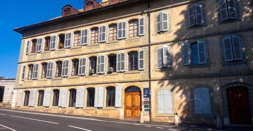Bureau & Commerce null pièces à louer à Nyon - image 1/8