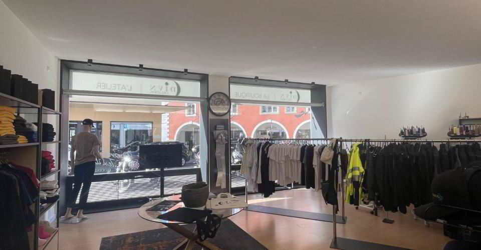 null rooms Office & Commercial for rent in Nyon - image 1/11