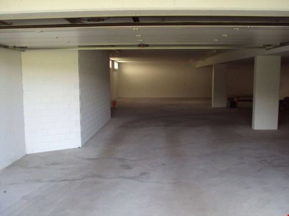 null Zimmer Parkplatz, Garage zu vermieten in Beromünster - Bild 1/2
