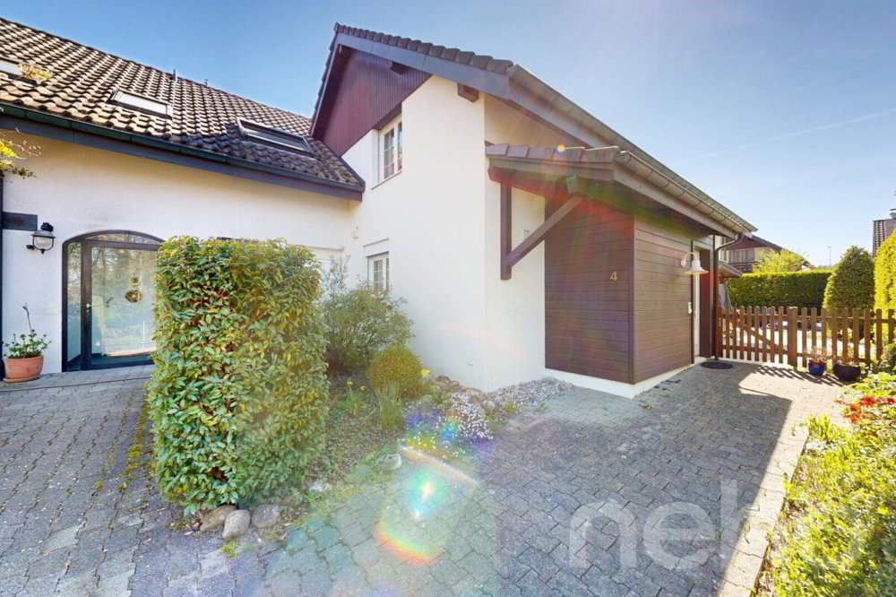 Casa di 6.5 locali in vendita a Buonas - immagine 1/12
