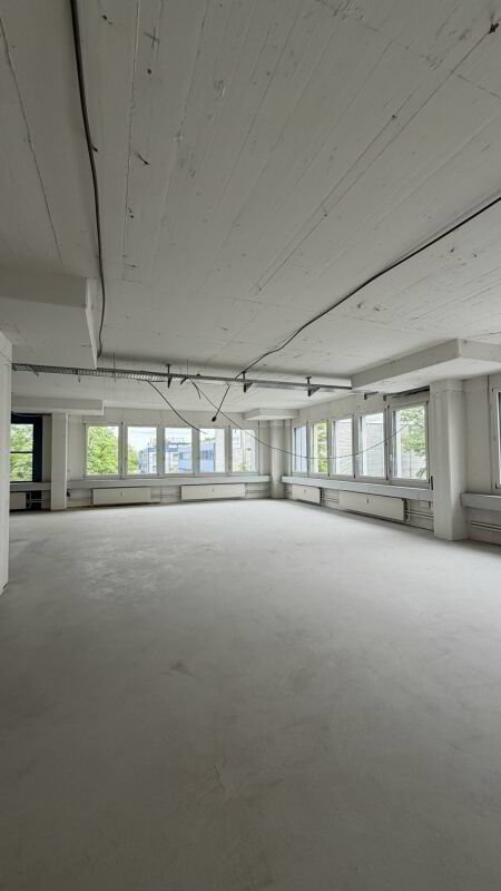 null Zimmer Büro zu vermieten in Volketswil - Bild 1/4