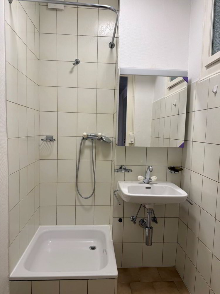 3 rooms Apartment for rent in Vevey - image 1/6