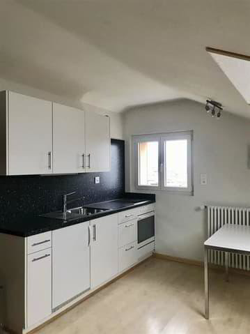 Appartement 1 pièces à louer à Bouveret - image 1/5