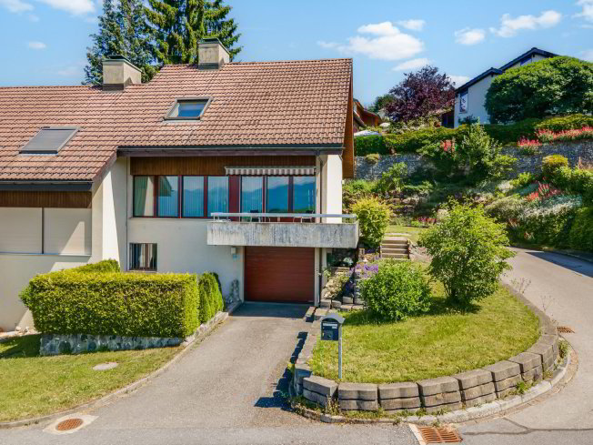 4 Zimmer Haus zum verkaufen in Uetliburg SG - Bild 1/1