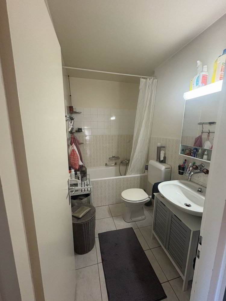 2 rooms Apartment for rent in Lausanne - image 1/5