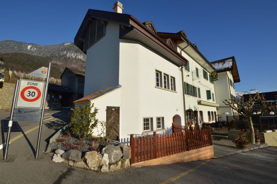 5 Zimmer Haus zum verkaufen in Yvorne - Bild 1/11