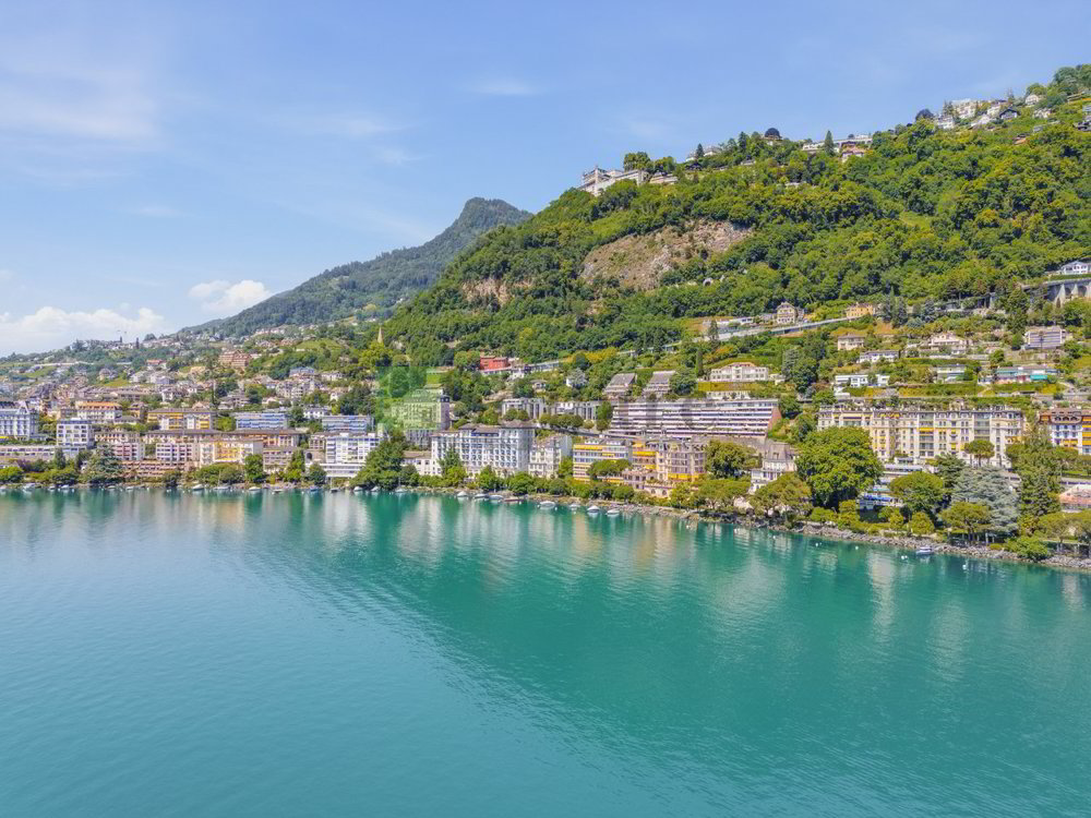 3 rooms Apartment to buy in Montreux - image 1/13