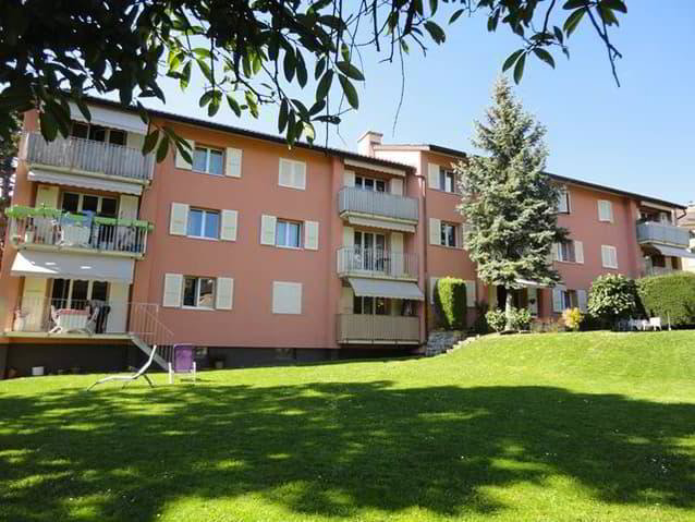 4 rooms Apartment for rent in Vevey - image 1/10