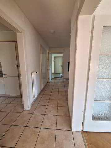 1 Zimmer Wohnung zu vermieten in Le Locle - Bild 1/9