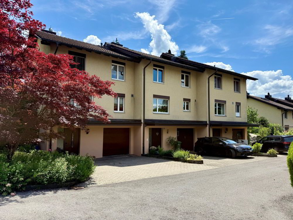 6.5 Zimmer Haus zum verkaufen in Jona - Bild 1/8