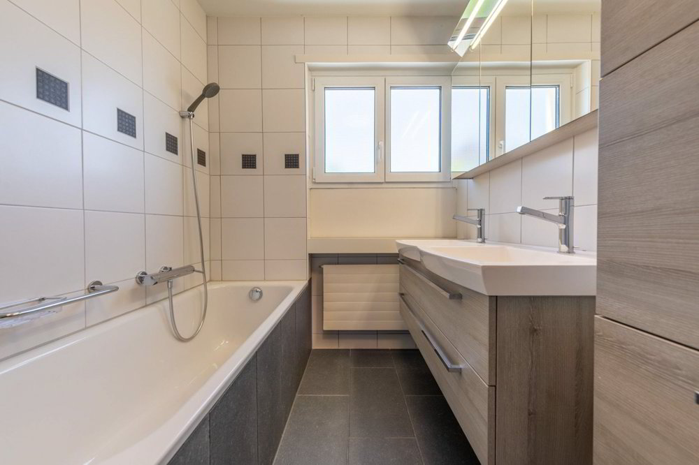 4.5 Zimmer Haus zum verkaufen in Riedholz - Bild 1/13