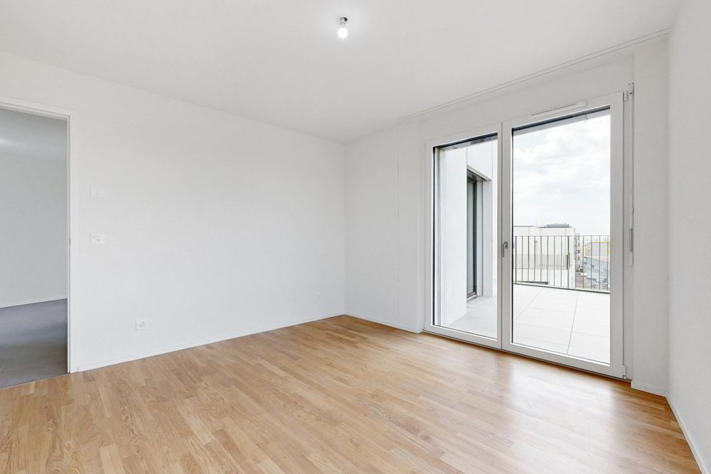 5 rooms Apartment for rent in Renens VD - image 1/7